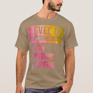 Camiseta Surfar em Arte Engraçada Nível de Surfar em Aquare