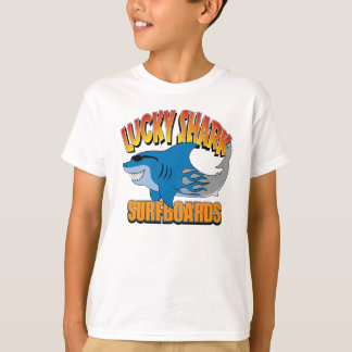 Camiseta Surfboards de tubarão de sorte