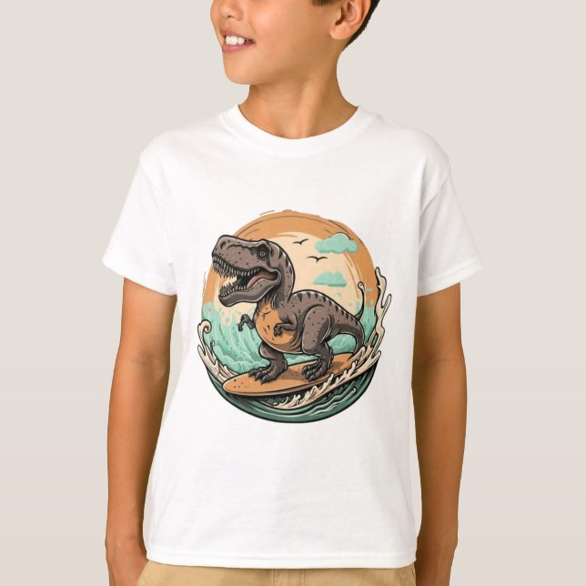 Camiseta Surfe de dinossauro bonito (Frente)