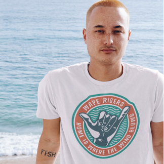 Camiseta Surfe na praia de Shaka Summer