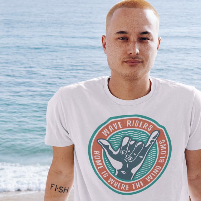 Camiseta Surfe na praia de Shaka Summer (Criador carregado)