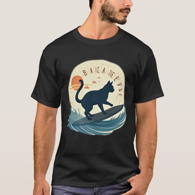 Camiseta Surfer Cat Silhouette Abstract Retro Beach Waves (Frente)