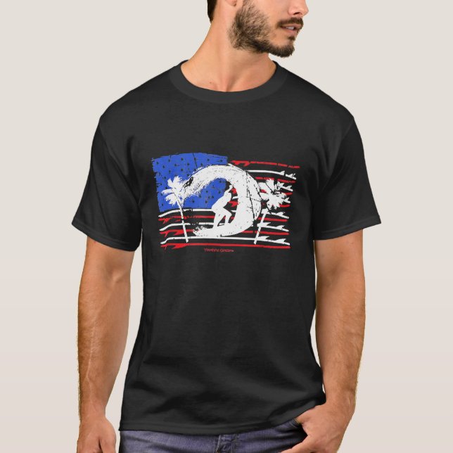 Camiseta Surfing American Flag Surfboard Design (Frente)