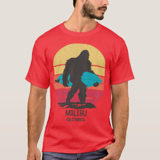Camiseta Surfing Bigfoot Malibu Califórnia