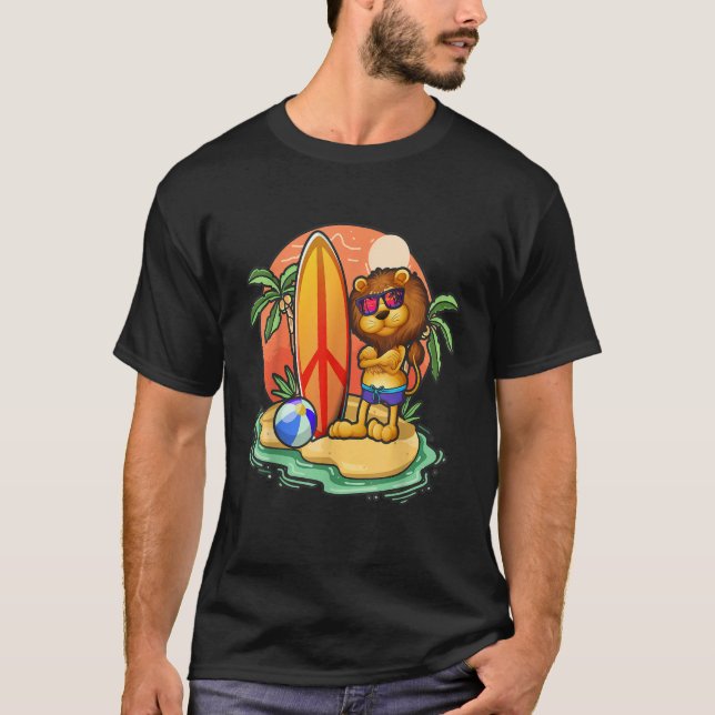 Camiseta Surfing Lion  Beach Vacation Animal Graphic (Frente)
