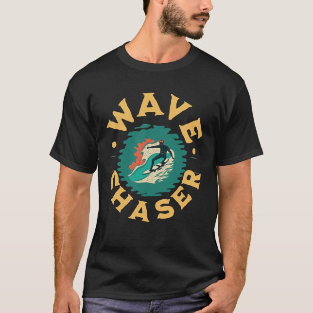 Camiseta Surfing Saying Wave Chaser Beach Summer Surfer (Frente)
