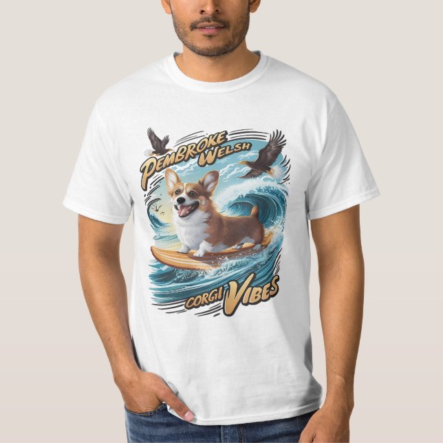 Camiseta Surfing Welsh Corgi Pegando Grande Onda (Frente)