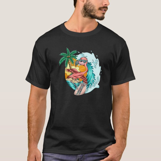 Camiseta Surfista De Surfe Flamingo No Surfamento Das Ondas (Frente)