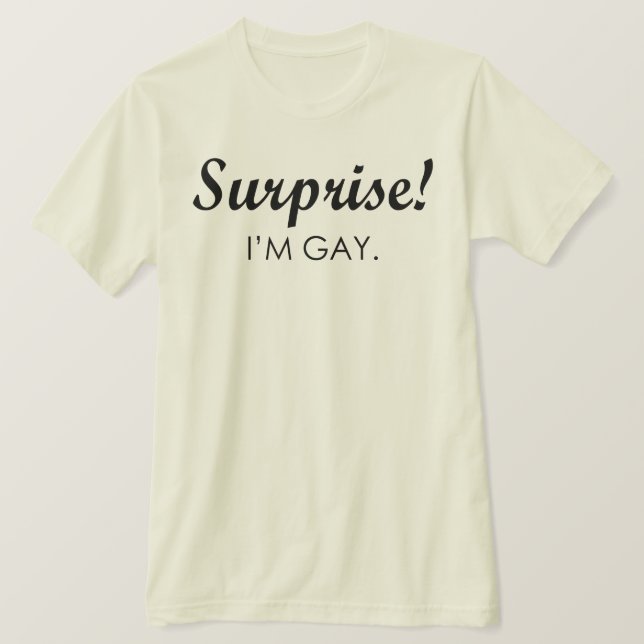 Camiseta SURPRESA! Sou GAY. (Frente do Design)