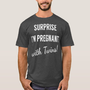 Camiseta Surprise I'm Pregnant With Twins Announcement for