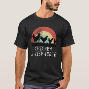 Camiseta Sussurrador de Frangos com Frango de Quintal no Pô