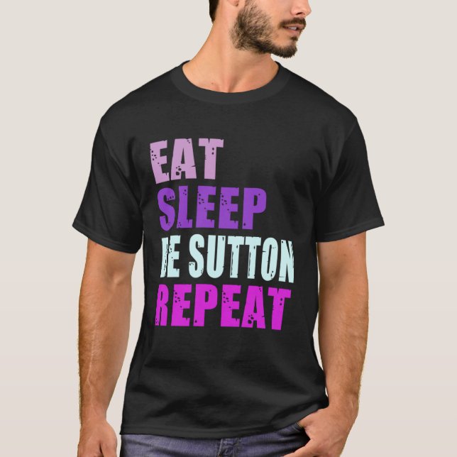 Camiseta Sutton Coma Dormir Repita Sutton (Frente)