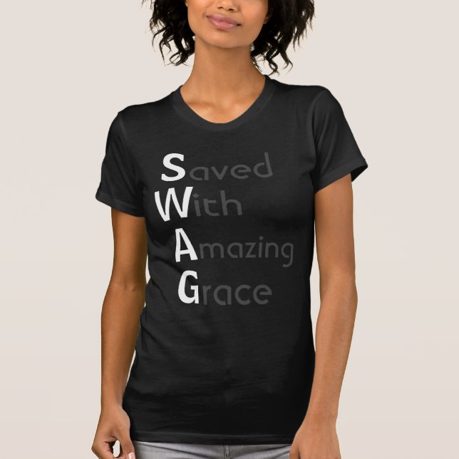 Camiseta SWAG - Salvo com uma graça incrível (Frente)