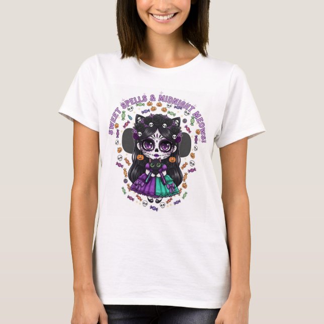 Camiseta Sweet Spells & Midnight Meows – Catrina Kawaii de  (Frente)