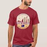 Camiseta Sydney Austrália City Skyline Emblem<br><div class="desc">Design de arte colorida e minimalista de Sydney,  com monumentos e marcos da cidade na Austrália.</div>