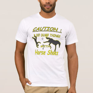 Camiseta T americano do roupa do cuidado das ferraduras