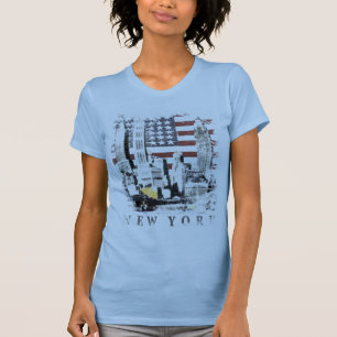 Camiseta T com New York Skyscrape sobre a bandeira dos
