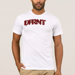 Camiseta T da bomba do pulverizador