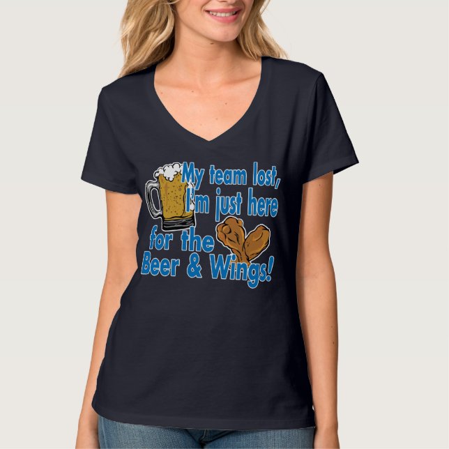 Camiseta T da cerveja & das asas (Frente)
