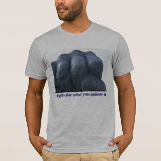 Camiseta T da luta