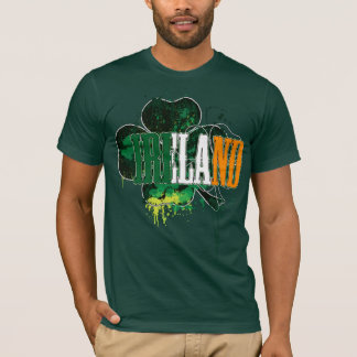Camiseta T de Ireland (trevo pintado)