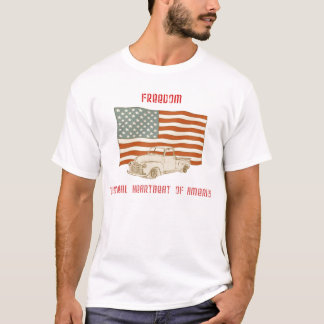 Camiseta T do caminhão da bandeira americana