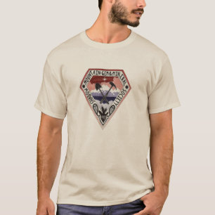 Camiseta T do logotipo da montanha da sombra