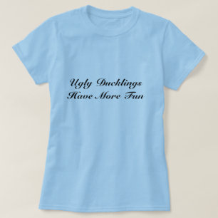 Camiseta T dos patinhos feios