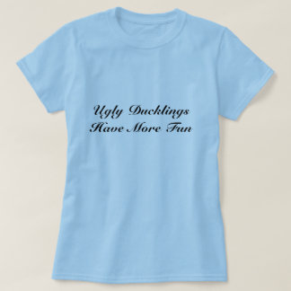 Camiseta T dos patinhos feios