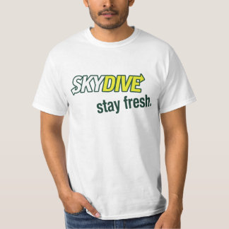 Camiseta T fresco do Skydiver da estada