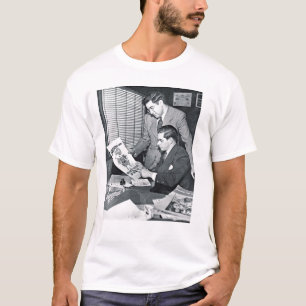 Camiseta T-Shirt 1939 COM TAMANHO DO LIVRO