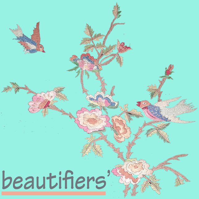 Camiseta T-shirt básica do pescoço V (Criador carregado)