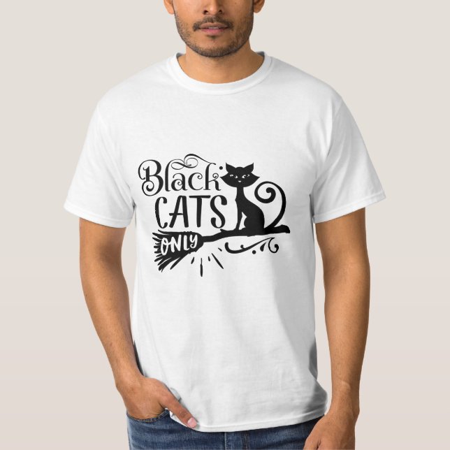 Camiseta T-SHIRT Black cats only  (Frente)