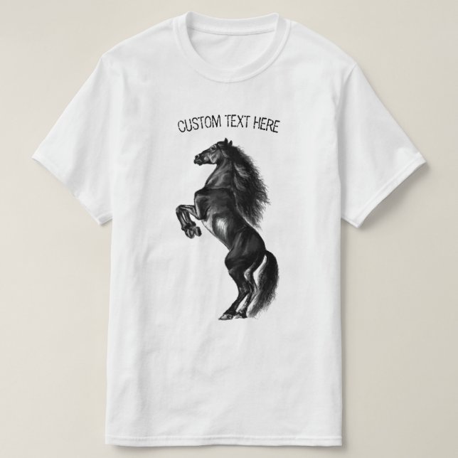 Camiseta T-Shirt Cavalo de Mustang em Direita com Texto Per (Frente do Design)