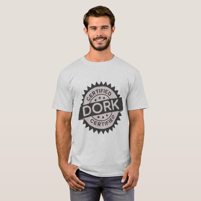 Camiseta T-shirt certificado do Dork (Frente Completa)