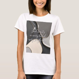 Camiseta t-shirt clássica no na moda gráfico