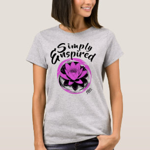 Camiseta T-Shirt Com Lily De Água Rosa Simples E Enspitada