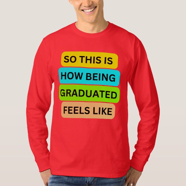 Camiseta T-Shirt com manga vermelha SO_NOT_IS_HOW_BEING_GRA (Frente)