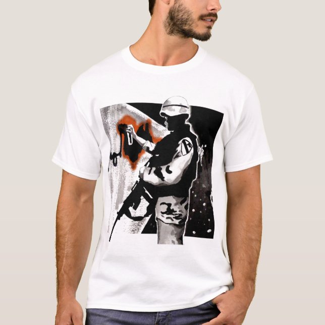 Camiseta T-shirt da arte da tropa (Frente)