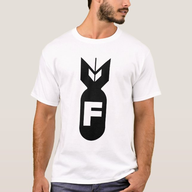 Camiseta T-shirt da bomba de F (Frente)