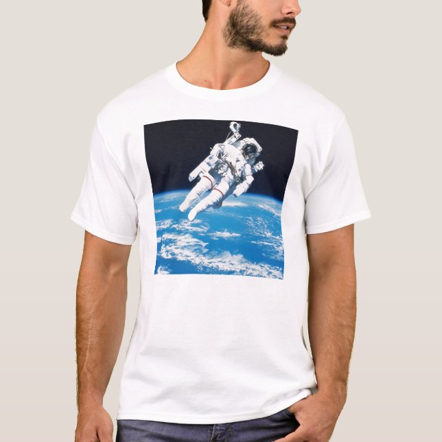 Camiseta T-shirt da Espaço-Caminhada (Frente)