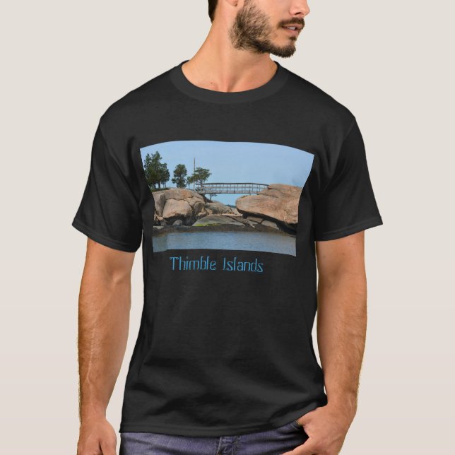 Camiseta T-shirt da ilha do dedal (Frente)
