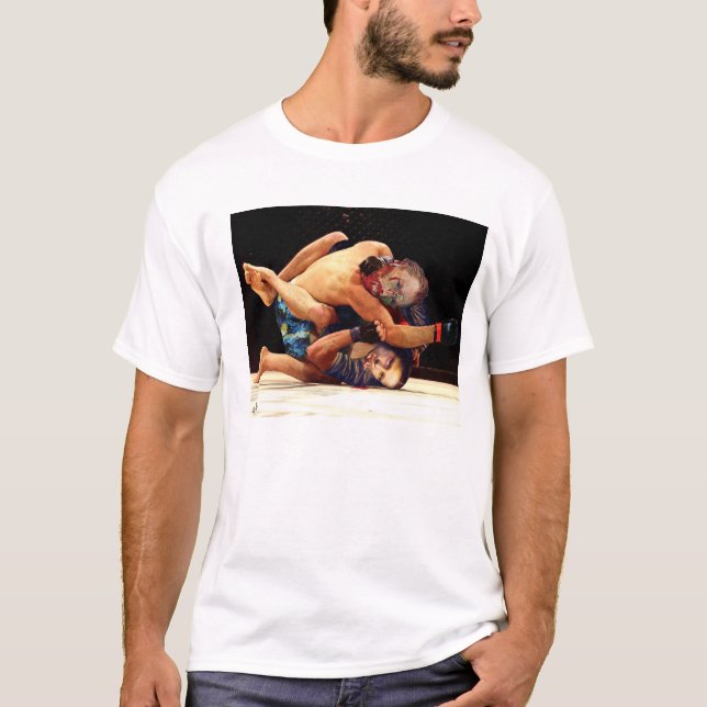 Camiseta T-shirt da paródia da arte. Arte marcial misturada (Frente)