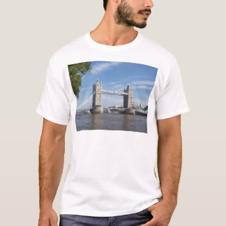 Camiseta T-shirt da ponte da torre