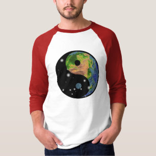 Camiseta T-shirt da terra de Yin Yang