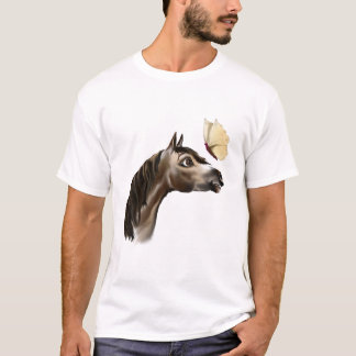 Camiseta T-shirt das expressões do cavalo e da borboleta