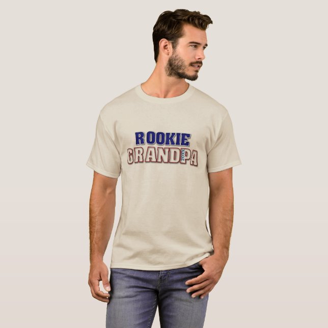 Camiseta T-Shirt Dated Rookie Grandpa (Frente Completa)