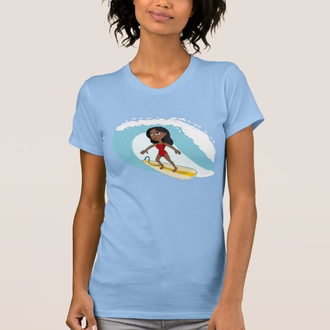 Camiseta T-shirt de desenho animado de uma rapariga surfado (Frente)