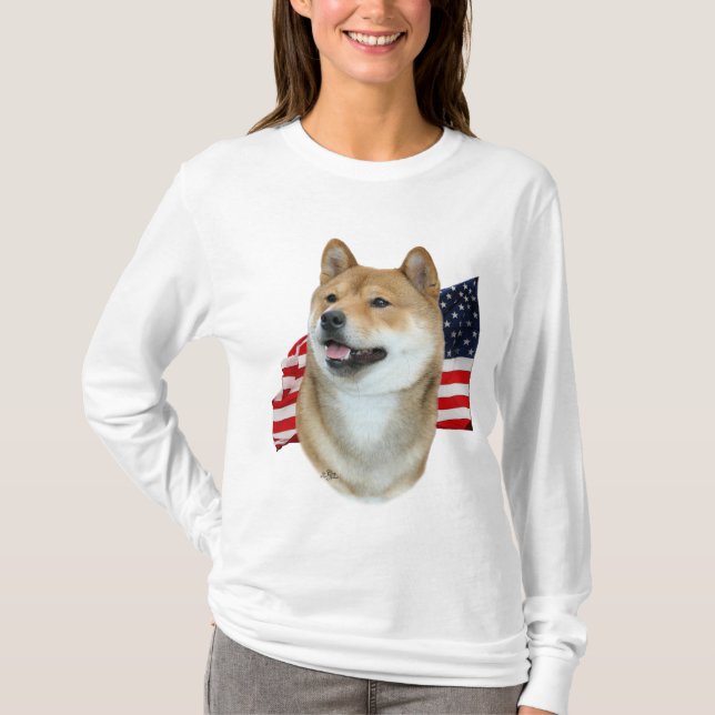 Camiseta T-shirt de Shiba Inu e de bandeira (Frente)