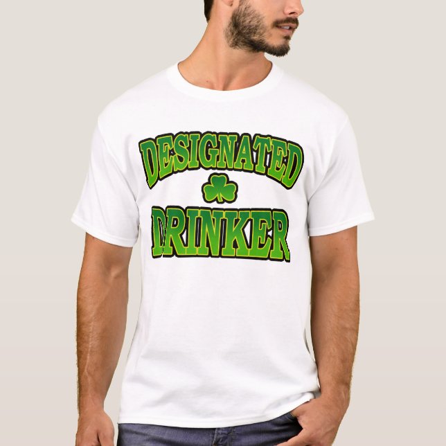 Camiseta T-shirt designado do bebedor (Frente)